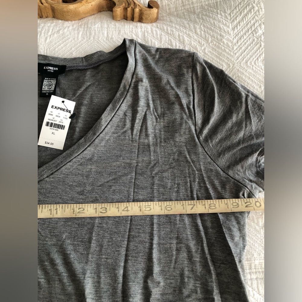 Express Gray V-Neck - Picture 2 of 3
